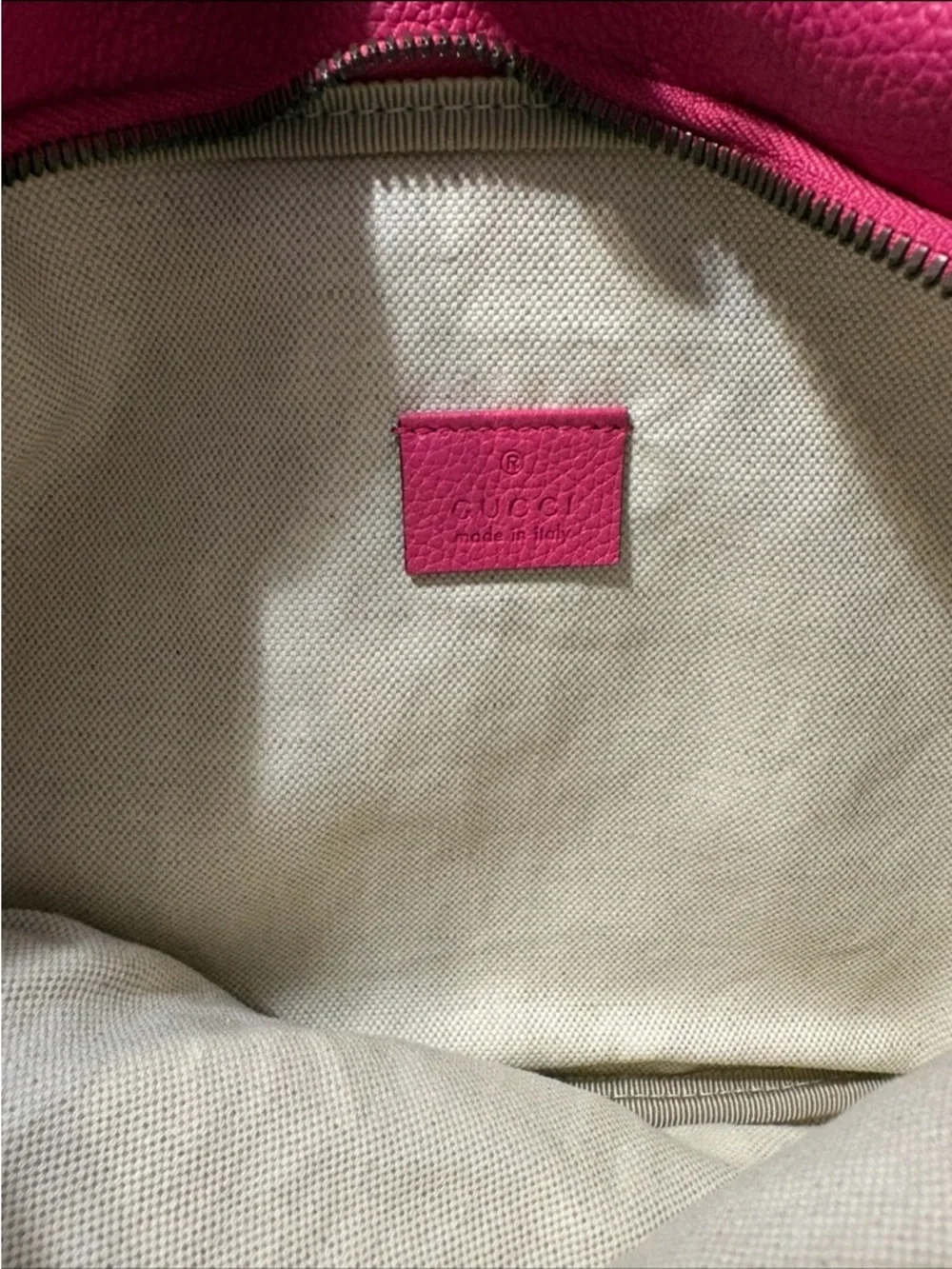 Gucci bumbag/belt bag leather with adjustable strap! Like new! - Picture 5 of 5